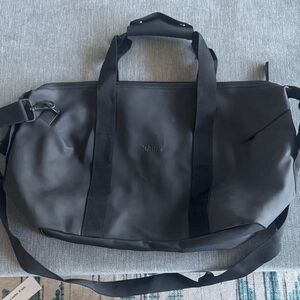 Rains Black Hilo Duffel Bag - Large